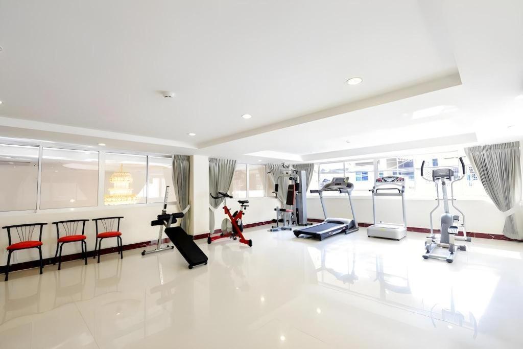 Kirirom Crystal Hotel Phnom Penh Zewnętrze zdjęcie