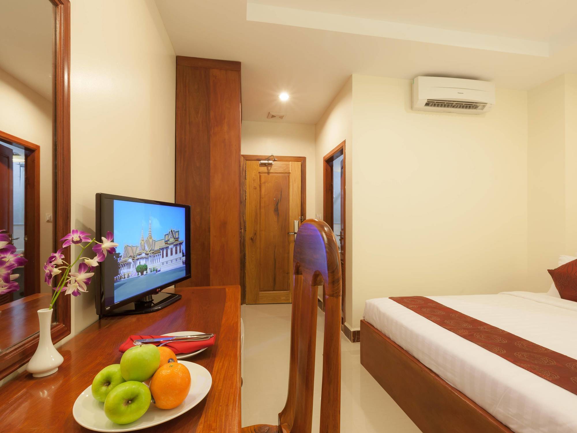 Kirirom Crystal Hotel Phnom Penh Zewnętrze zdjęcie